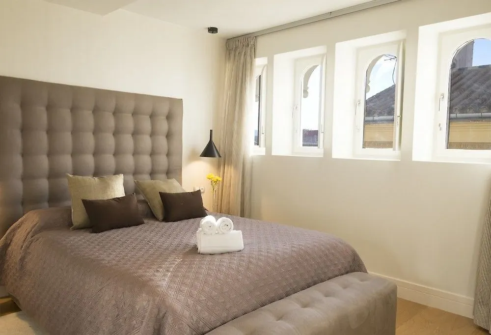 Hotel Living4Malaga Apartments