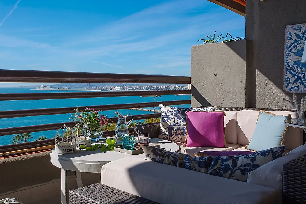 Living4Malaga Apartments 4*, Malaga